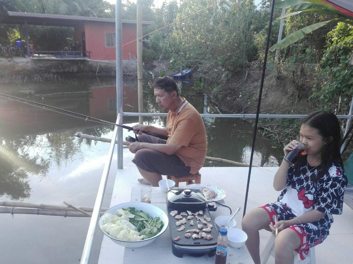 บ้านสวนปวิชญา เกษตรอินทรี Fang Esterno foto