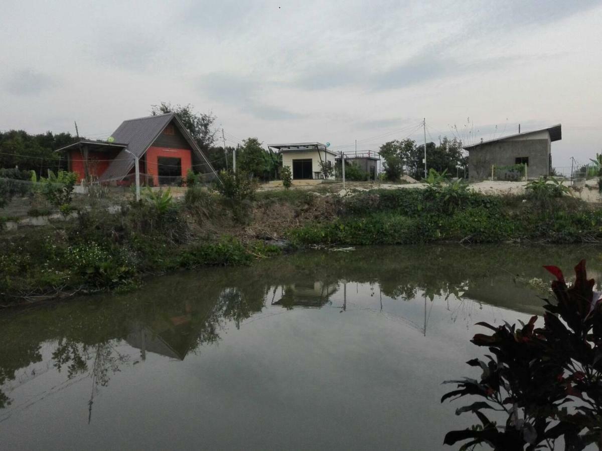 บ้านสวนปวิชญา เกษตรอินทรี Fang Esterno foto